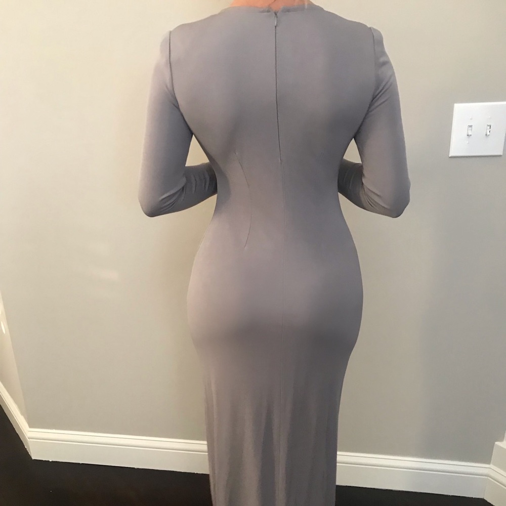 Dress - Picture 2 of 3